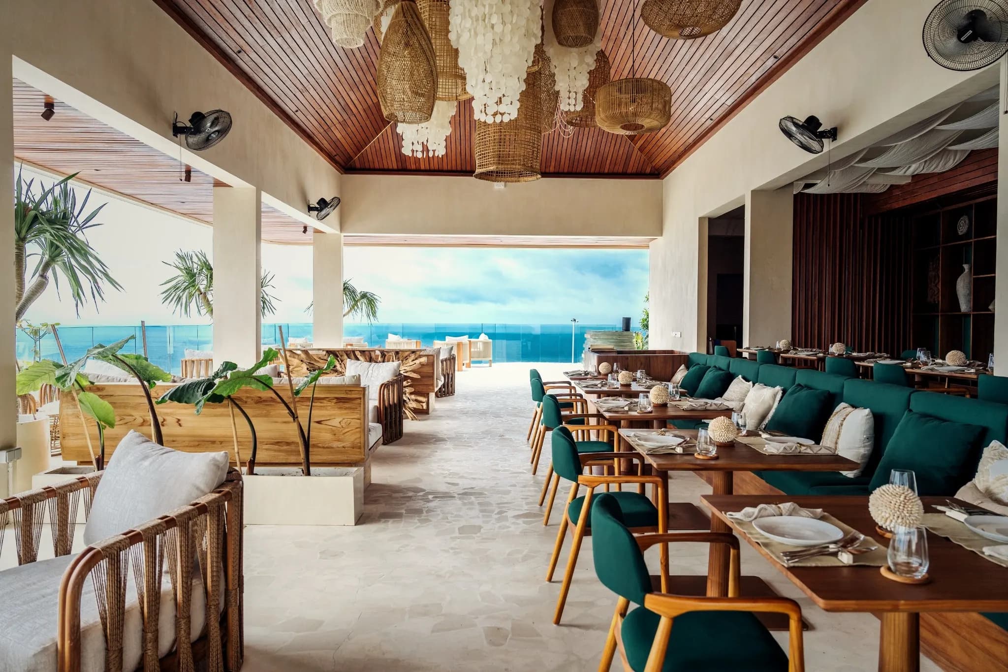 Ocean-view restaurant dining in Uluwatu Bali