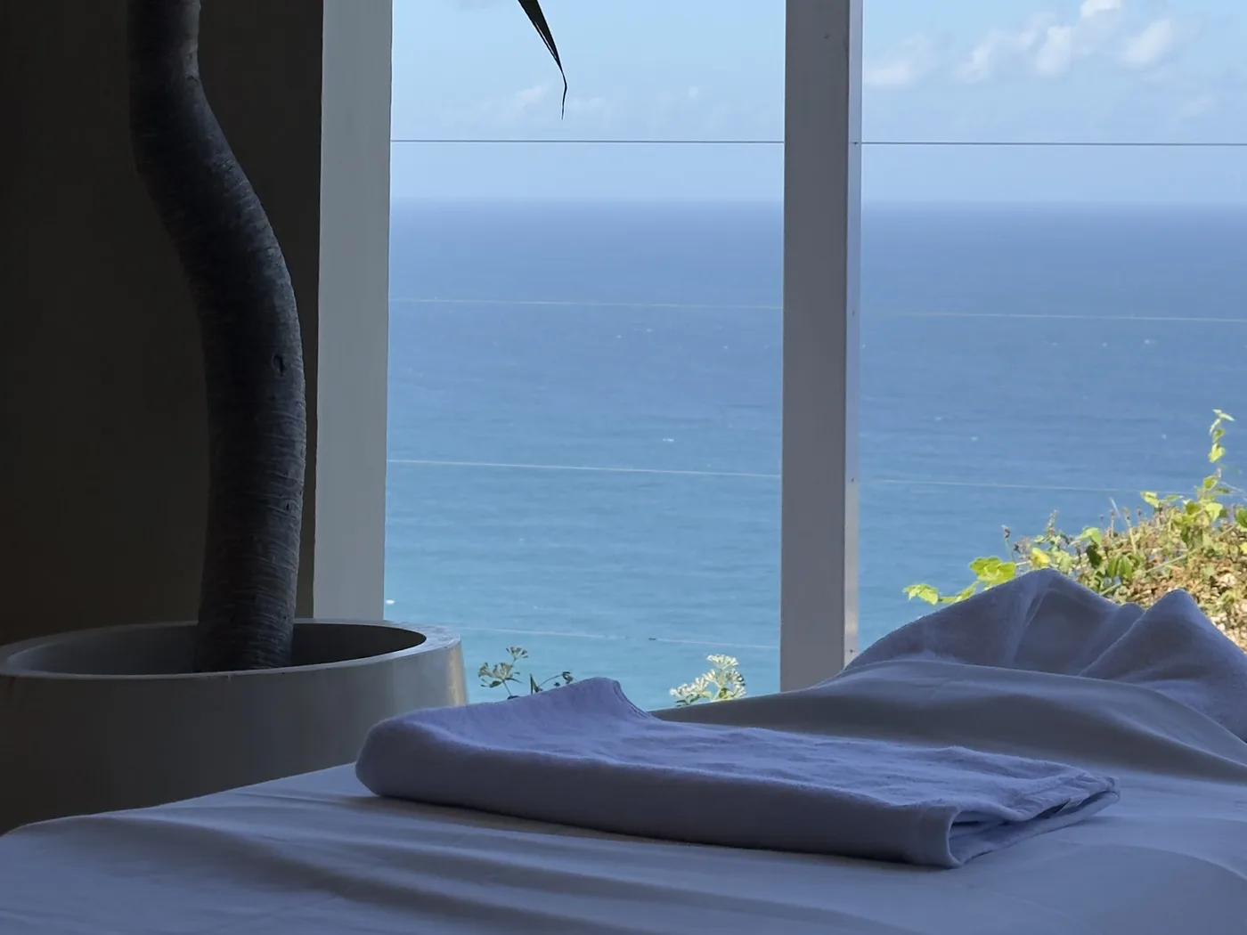 Massage bed prepared beside an ocean view at VANARA Resort & Spa Uluwatu