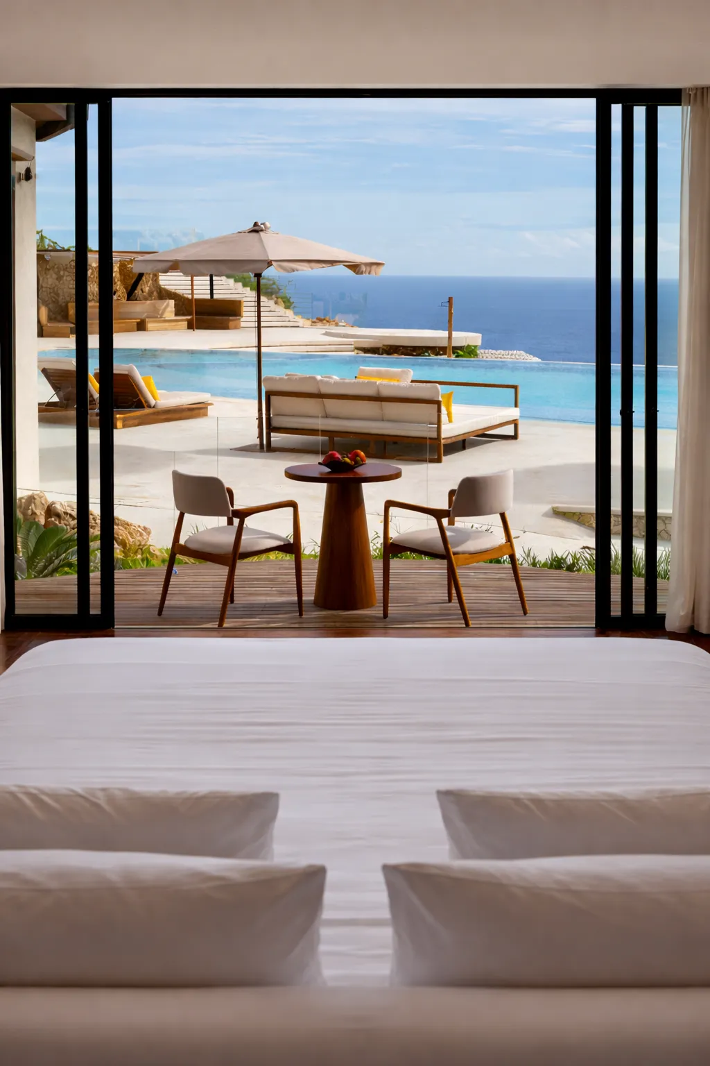 Ocean view villa overlooking the Indian Ocean in Uluwatu Bali