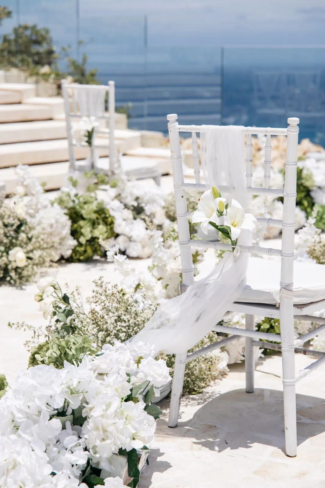 Infinity Edge Plateau ceremony setting